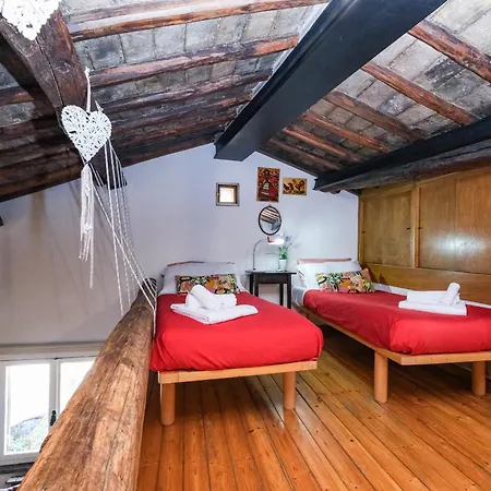 Trastevere Characteristic Apartment