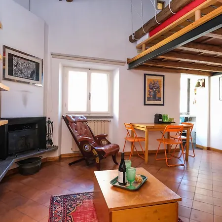 Trastevere Characteristic Apartment *