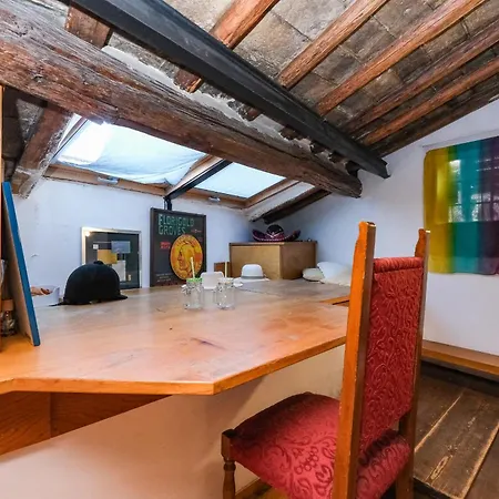 Apartment Trastevere Characteristic