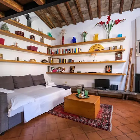 Apartment Trastevere Characteristic Rom